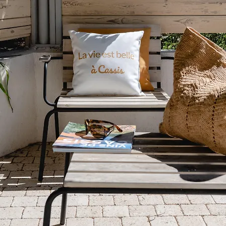 Les Volets Rouges - - Situe Dans Le Parc National Des Calanques - Parking Gratuit Hotel Cassis