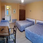 Les Volets Rouges - - Situe Dans Le Parc National Des Calanques - Parking Gratuit Ξενοδοχείο 2*