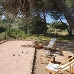 Les Volets Rouges - - Situe Dans Le Parc National Des Calanques - Parking Gratuit 2*