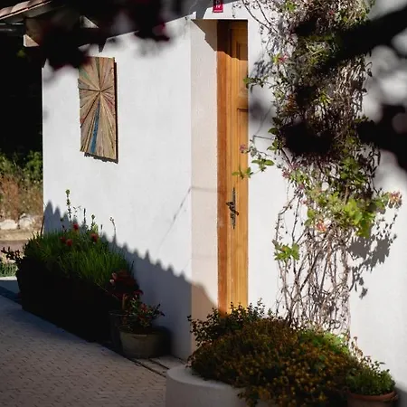 Les Volets Rouges - - Situe Dans Le Parc National Des Calanques - Parking Gratuit Hotel
