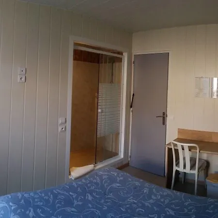 Les Volets Rouges - - Situe Dans Le Parc National Des Calanques - Parking Gratuit Hotel 2*
