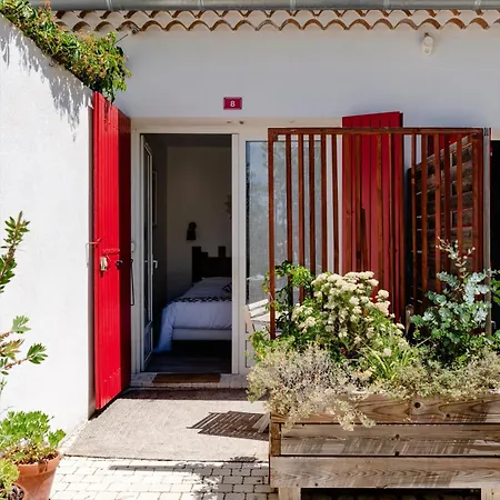 فندق Les Volets Rouges - - Situe Dans Le Parc National Des Calanques - Parking Gratuit 2*