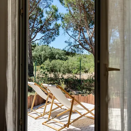Les Volets Rouges - - Situe Dans Le Parc National Des Calanques - Parking Gratuit Otel 2*