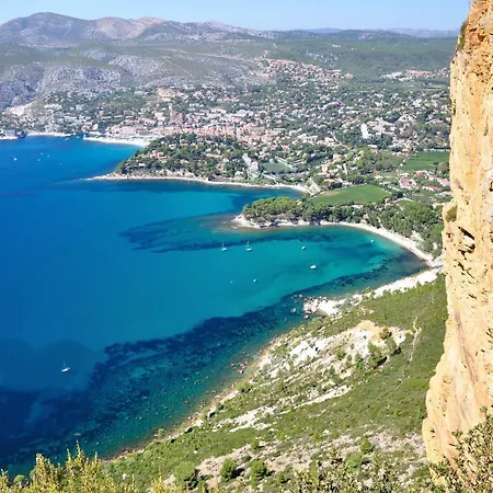 Les Volets Rouges - - Situe Dans Le Parc National Des Calanques - Parking Gratuit Ξενοδοχείο Κασί