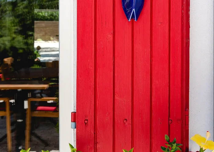 Les Volets Rouges - - Situe Dans Le Parc National Des Calanques - Parking Gratuit 2* Cassis