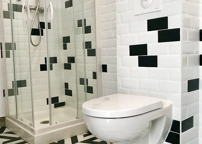 Les Volets Rouges - - Situe Dans Le Parc National Des Calanques - Parking Gratuit Hotel