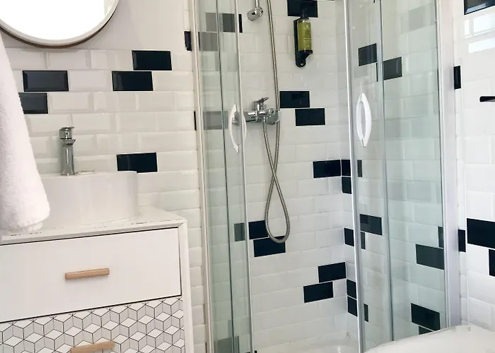 Hotel Les Volets Rouges - - Situe Dans Le Parc National Des Calanques - Parking Gratuit Cassis